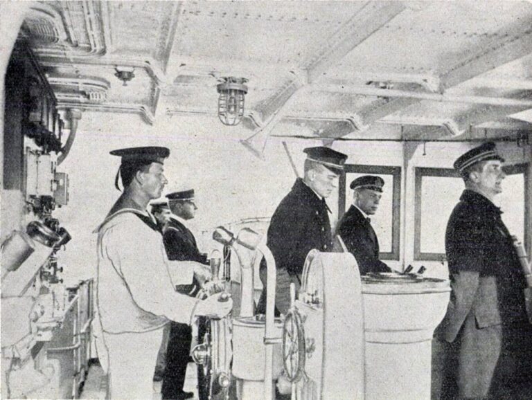 Хорти на борту «Новары» во время боя в проливе Отранто, 1917 года