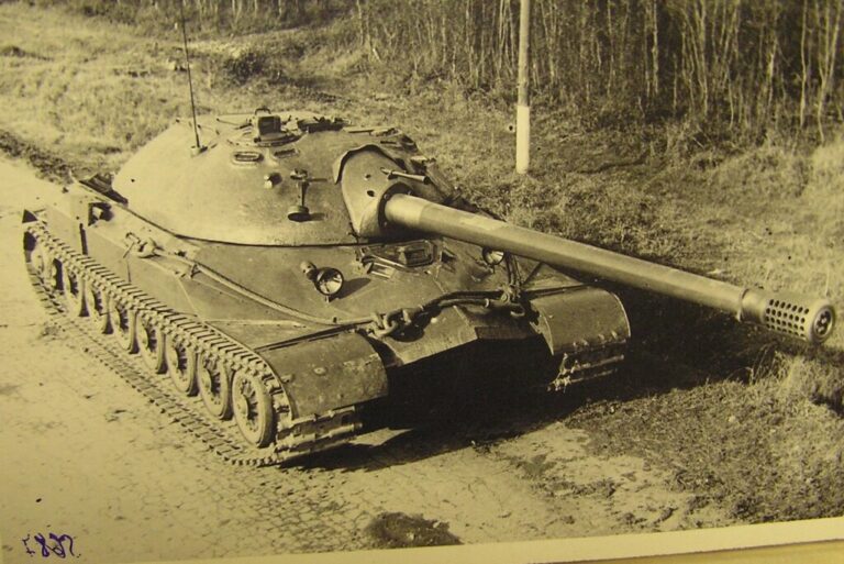 ИС-7 обр. 1947 года; испытания на Гороховецком полигоне, 1947 г. 
