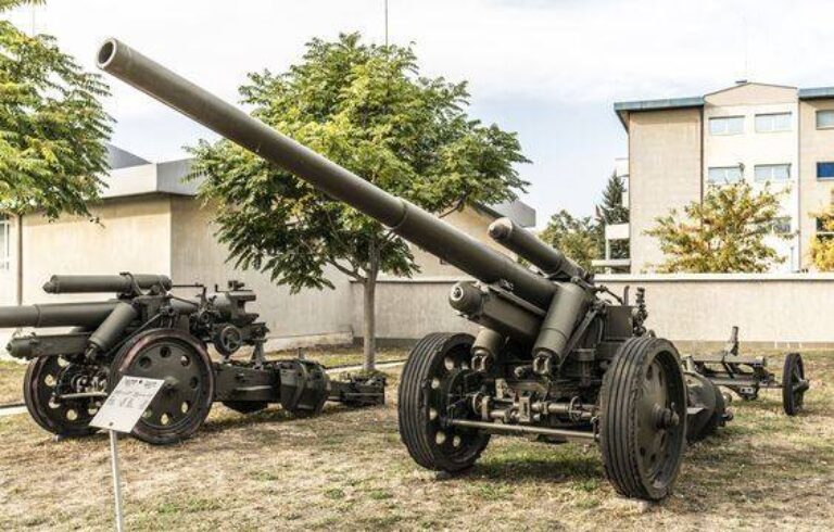 105-мм орудие s.K.18 в Национальном военно-историческом музее, Болгария, София