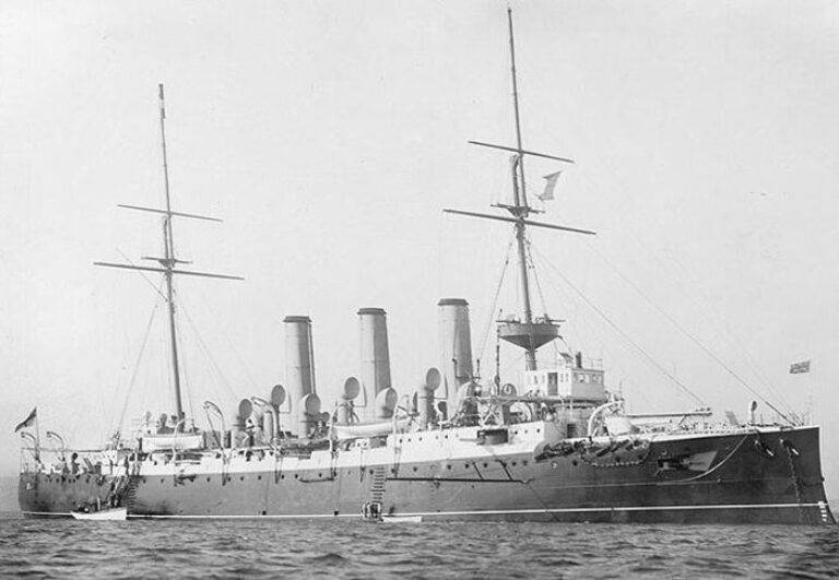 Британский бронепалубный крейсер 2 ранга «Аррогант»