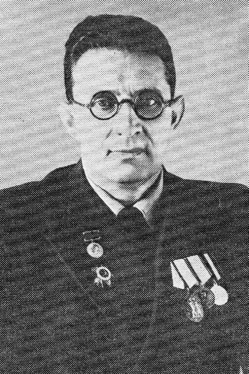 Георгий Васильевич Кручёных, один из старейших конструкторов советских танков, руководитель группы вооружения СКБ-2, наиболее известен как разработчик башни ИС-3