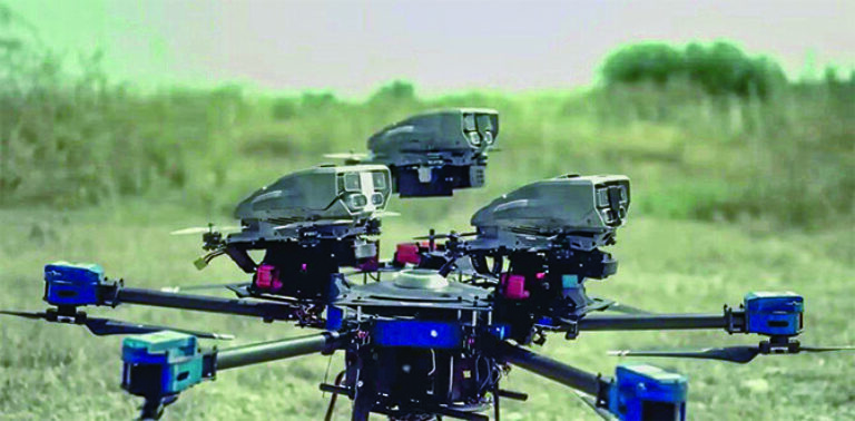 Ближайшее будущее от израильской компании Elbit Systems – дрон-авианосец с тремя миниатюрными дронами-камикадзе Lanius. Dubaiexpo.com