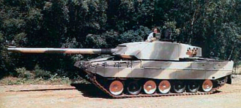 Последняя попытка Виккерс сделать экспортный бестселлер. Основной боевой танк Vickers Мк 7. Великобритания
