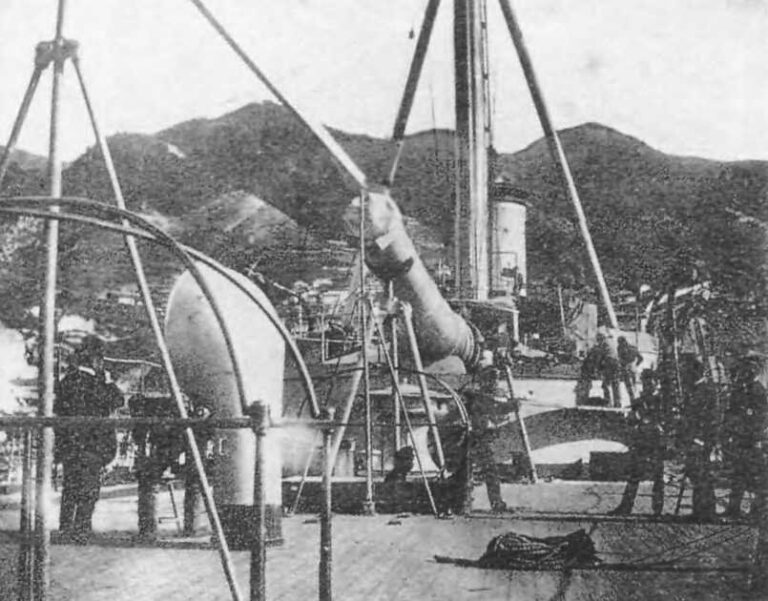 320-мм 38 калиберное орудие крейсера "Мацусима"