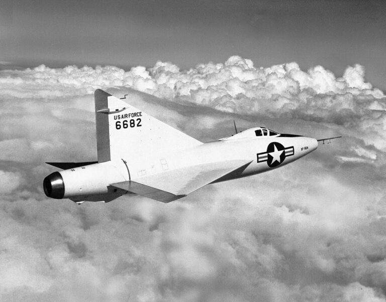 Экспериментальный самолёт XF-92