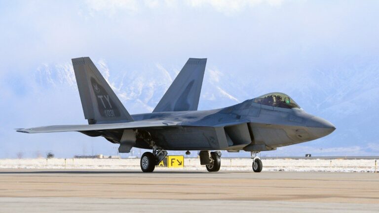 F-22 Raptor