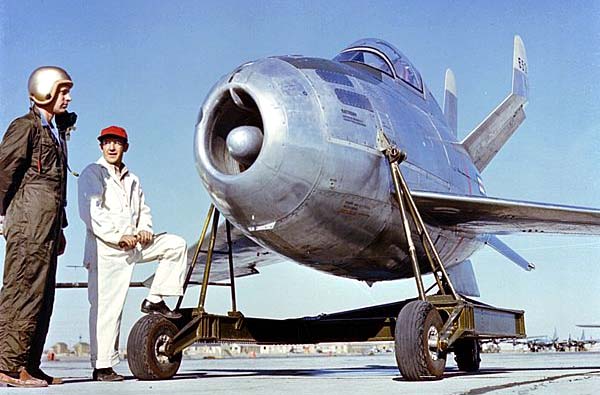 Истребитель McDonell XF-85 «GOBLIN». США