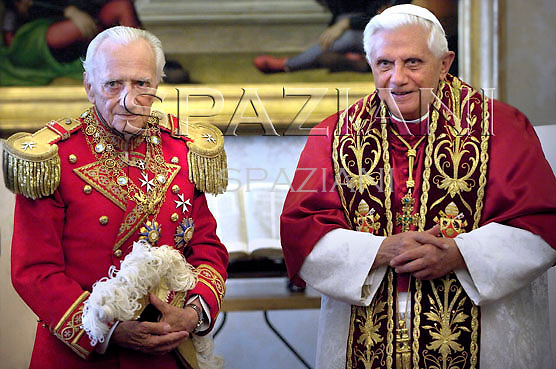 Почему ушёл в отставку Папа Бенедикт XVI или грядёт ли объединение христианства и ислама?