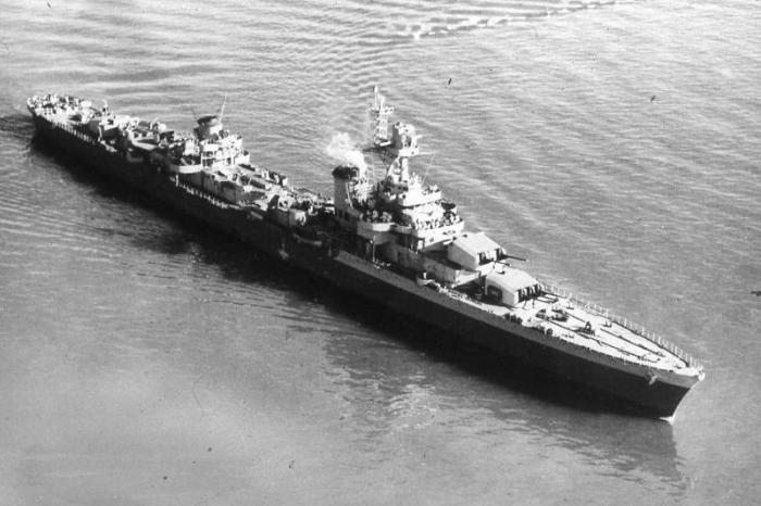 Легкий крейсер «Эмиль Бертэн» вскоре после вступления в строй, 1935 г.