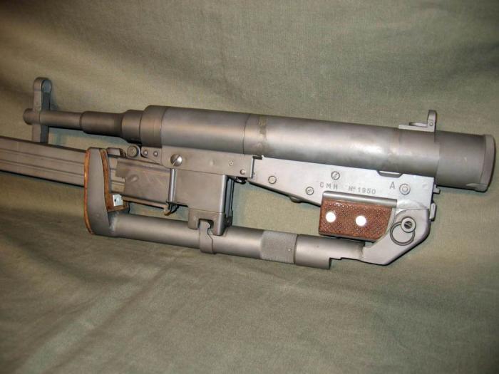 Пистолет-пулемет Hotchkiss "Universal", очень удобный и ...складной