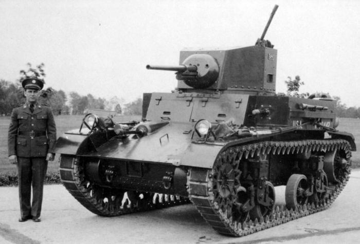 Догнавший одноклассников. Лёгкий танк M2A4. США