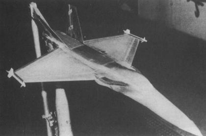 модель для испытаний в аэродинамической трубе варианта с дельтавидным крылом