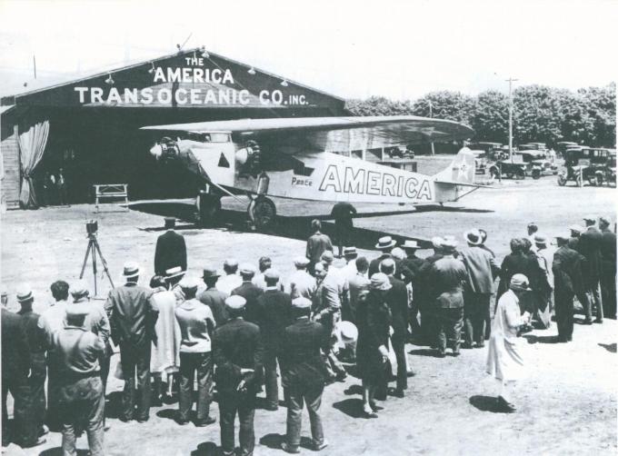 Рекордный самолет Sikorsky S-35. США