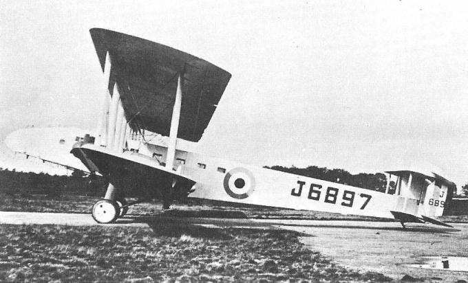 Несколько прототипов мирного времени. Опытный транспортный самолет Armstrong-Whitworth Awana. Великобритания