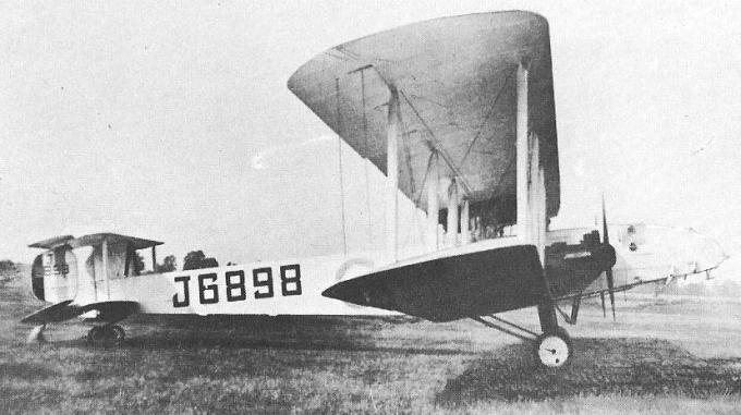 Несколько прототипов мирного времени. Опытный транспортный самолет Armstrong-Whitworth Awana. Великобритания