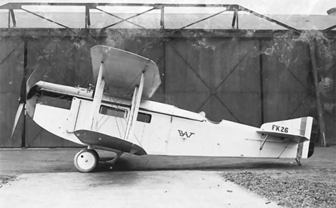 Первый самолёт, изначально разработанный как авиалайнер. Пассажирский самолет B.A.T. F.K.26 Commercial. Великобритания