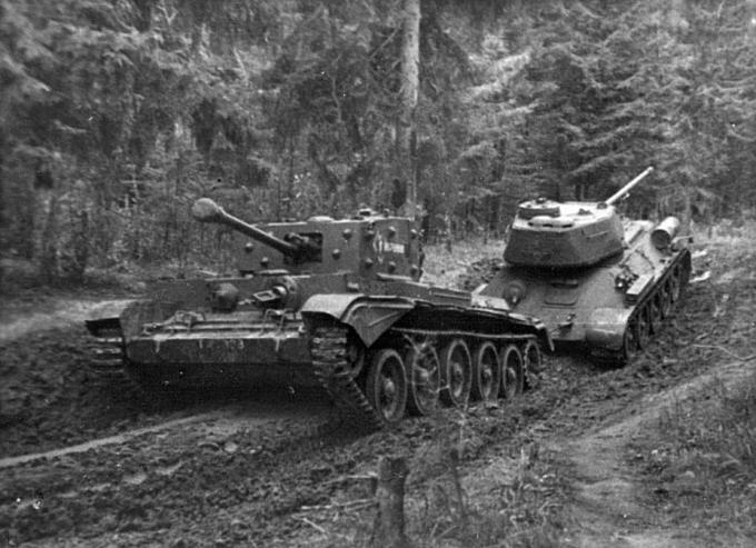 Испытания возкой Т-34–85 по лесной дороге