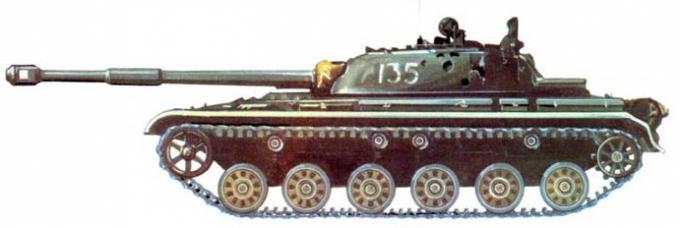 Первое представление о внешнем виде Т-72 на Западе.