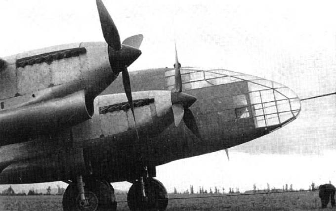 Опытный тяжелый бомбардировщик Breguet Bre 482 B4. Франция