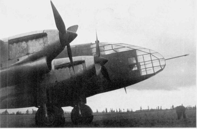 Опытный тяжелый бомбардировщик и экспериментальный самолет Breguet Br 482-02. Франция