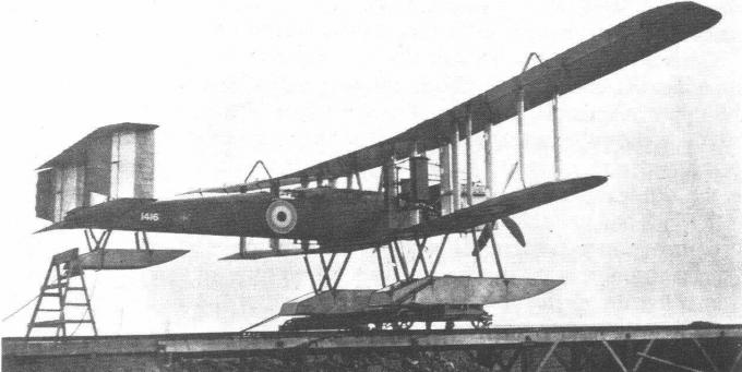 Опытный дальний противолодочный патрульный бомбардировщик-гидросамолет Blackburn G.P.. Великобритания