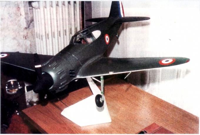 Раскрашенная модель легкого истребителя Bloch 700 хранится в семье Андре Эрбемона. Как и оригинал, модель была окрашена в невзрачный зеленовато-серый цвет