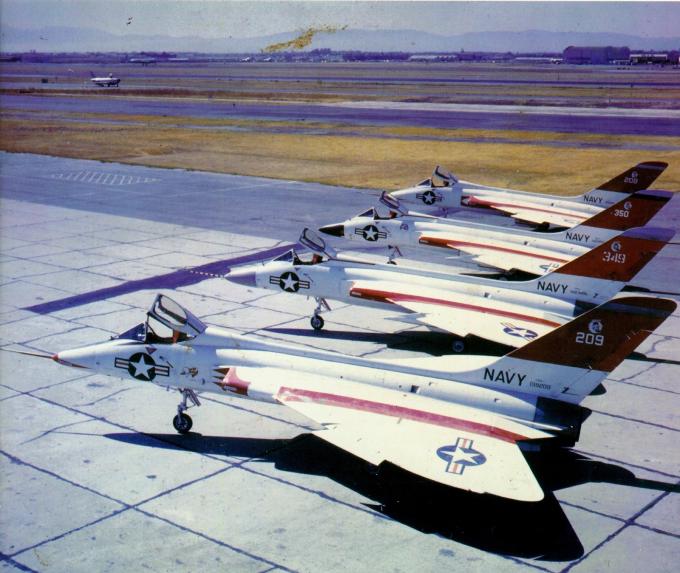 Опытные истребители Douglas F5D-1 Skylancer. США Часть 2