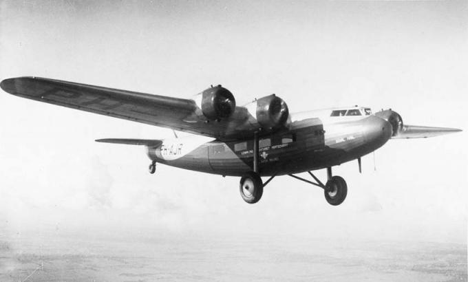 Пассажирские и военно-транспортные самолеты Fokker F.22/F.36. Нидерланды