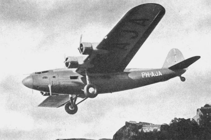 Пассажирские и военно-транспортные самолеты Fokker F.22/F.36. Нидерланды