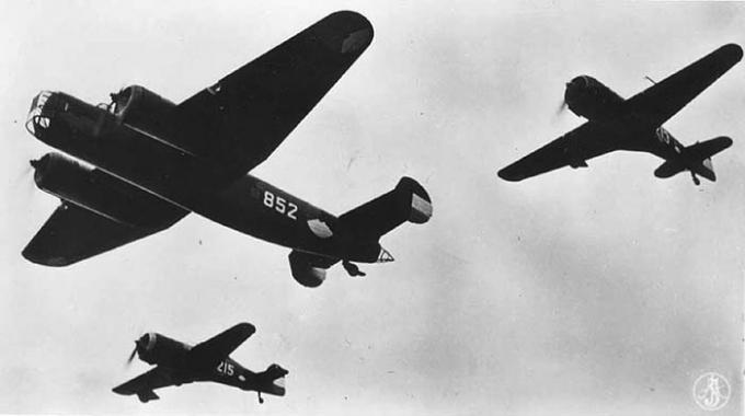 Средний бомбардировщик Fokker T.V. Нидерланды