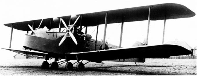 Средние ночные бомбардировщики Handley Page H.P.24 Hyderabad. Великобритания