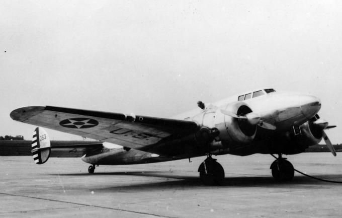 Экспериментальный самолет Lockheed XC-35. США
