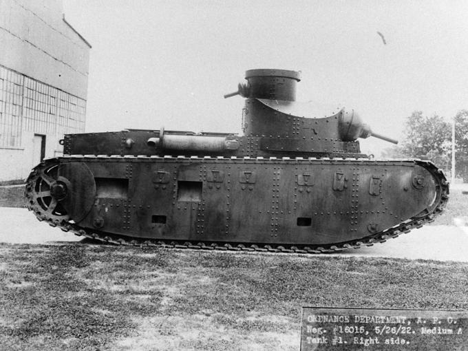 Medium Tank M1921 на Абердинском полигоне, февраль 1922 года. Танк всё ещё несёт старое обозначение