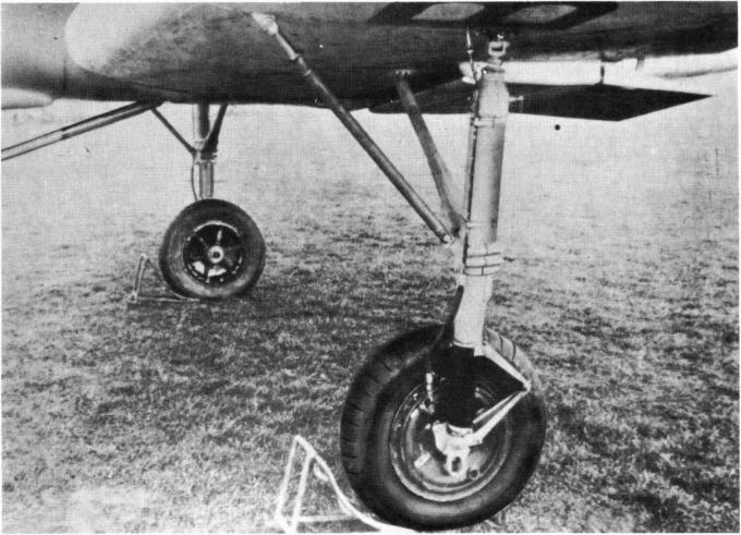 Испытания истребителя Messerschmitt Me 109 с носовой стойкой шасси