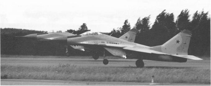 Опытные советские самолеты глазами запада. Многоцелевой истребитель Mikoyan MiG-29 Fulcrum (МиГ-29)
