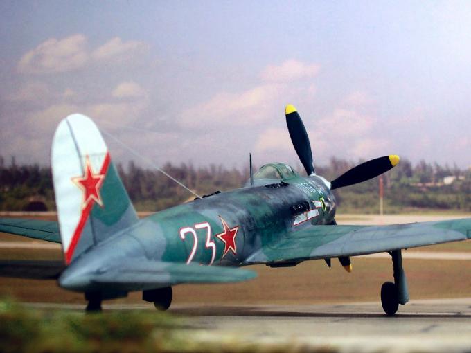 Альтернативные дальние истребители сопровождения Су-5 (И-2М-107). СССР