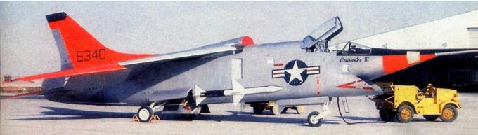 Опытный истребитель Vought XF8U-3 Crusader III. США