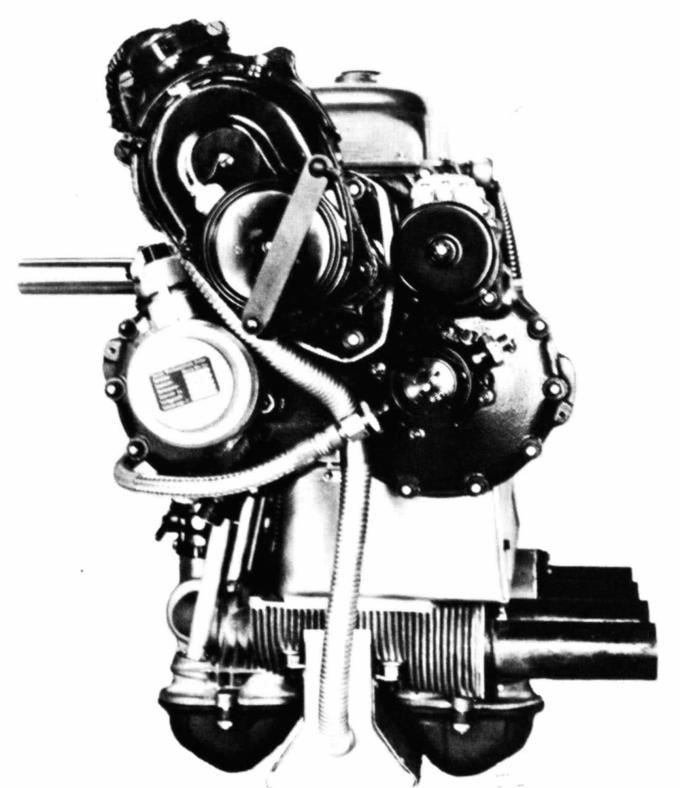Рис. 9. Двигатель Z 9-092 с электрическим указателем оборотов, вид сзади