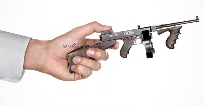 Миниатюрные модели оружия компании «Арсенал Миниатюр»