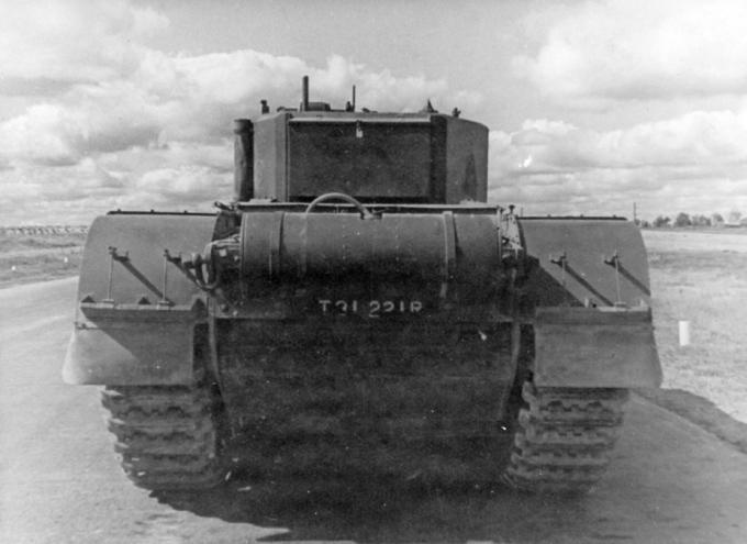 Испытано в СССР. Тяжелые пехотные танки Churchill II, Churchill III и Churchill IV