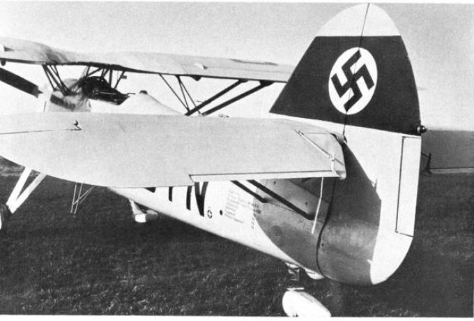 Опытный многоцелевой самолёт Henschel Hs 122. Германия