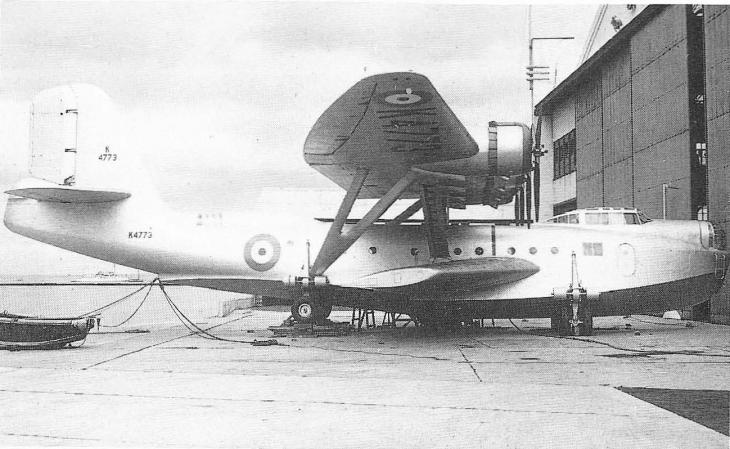 Опытная патрульная летающая лодка Saunders-Roe A.33. Великобритания