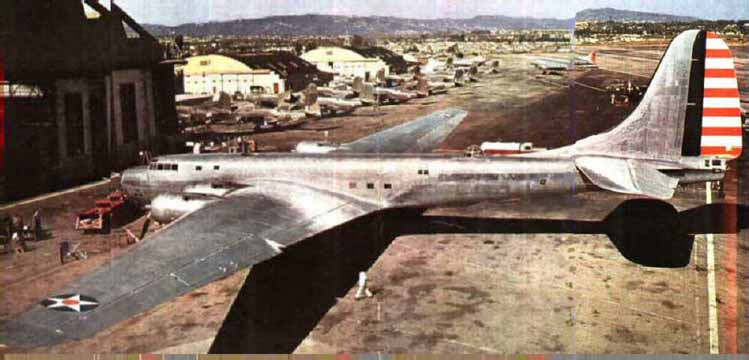 XB-19 снятый за несколько недель до первого полета