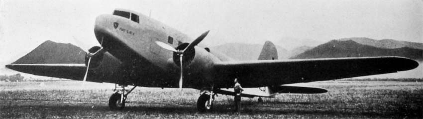 Двухмоторный пассажирский самолет Fiat G.18. Италия