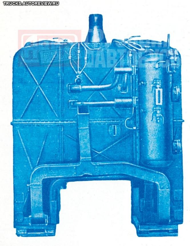 Водотрубный котельный агрегат с топливными бункерами «седлообразно» устанавливался на раму