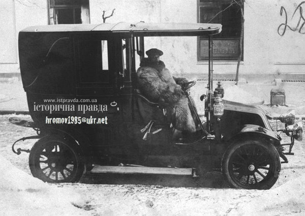 Одесские автомобилисты 1911 года. Люди и машины.