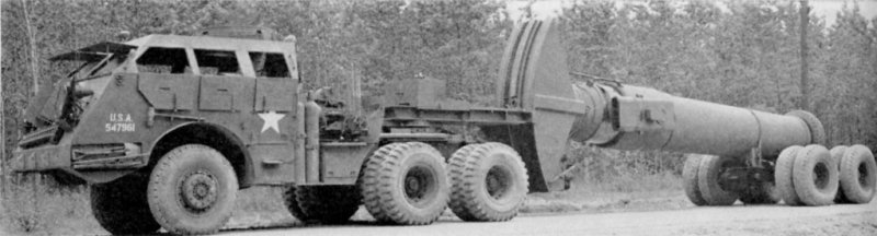 Little David перевозился двумя артиллерийскими тягачами M26 (отдельно ствольная часть и короб-основание), что делало его гораздо мобильнее ж/д-пушек