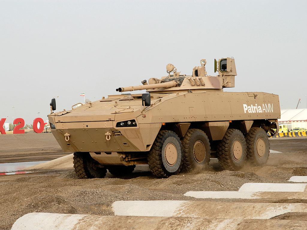 Вариант БМП на удлиненном шасси Patria AMV с комплексом вооружения от БМП-3