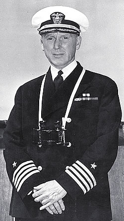 13. Адмирал Норман Скотт выиграл битву у мыса Эсперанс, но был убит в бою 13 ноября 1942 г.