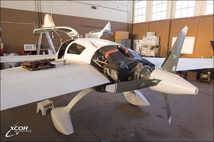 XCOR Aerospace показал модель суборбитального космоплана Lynx